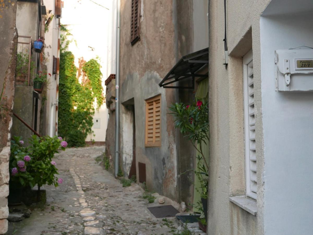 Ferienwohnung Potocina 21 Vrbnik Exterior foto